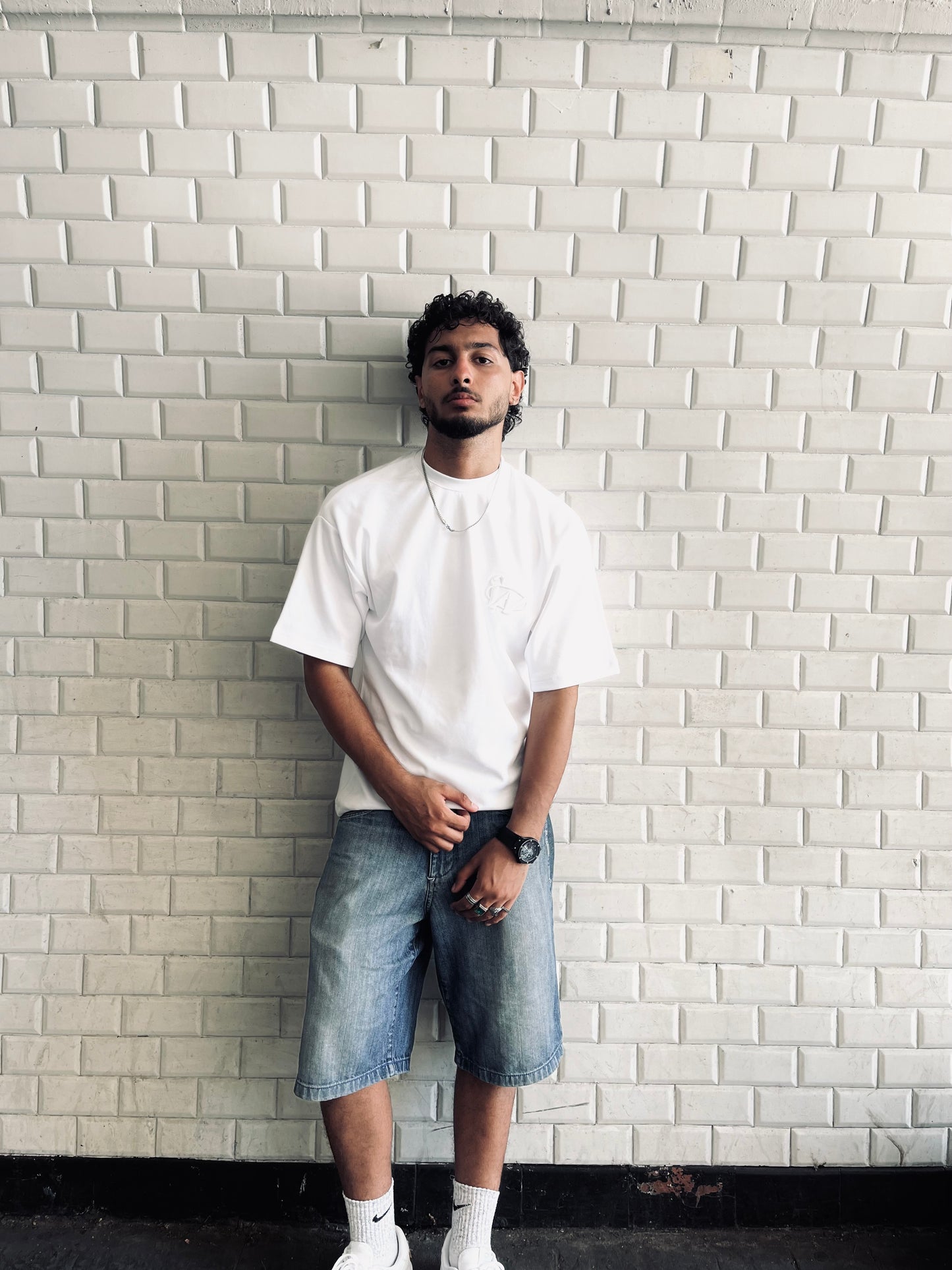 OG Logo Basic Tee [WHITE] - WYN